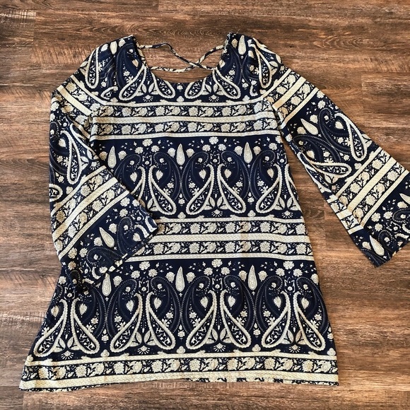 Bell Sleeved Navy & Cream Paisley Shift Dress - Picture 6 of 8
